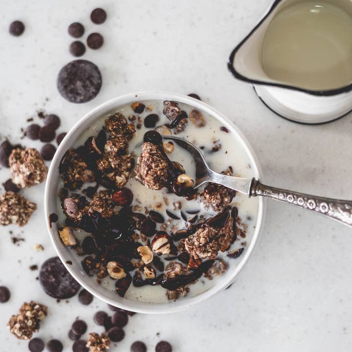 Simplu - Wholesale Granola - CERELLIN chocolate/healthy, organic, gluten free, vegan1