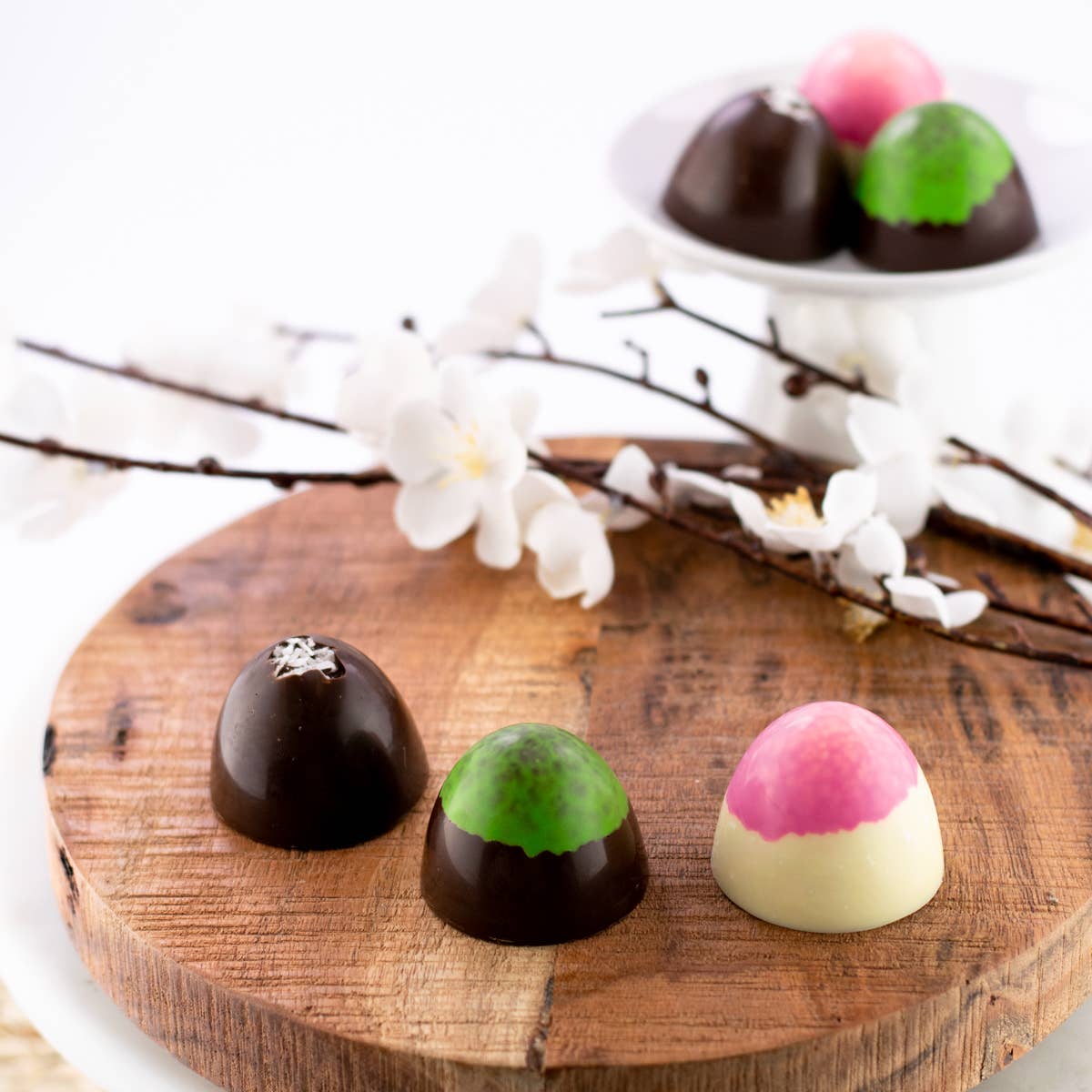 Le Grand Confectionary - Wholesale Chocolate Box - Spring & Easter Chocolate Truffles – Petite Size (Bulk 24)4