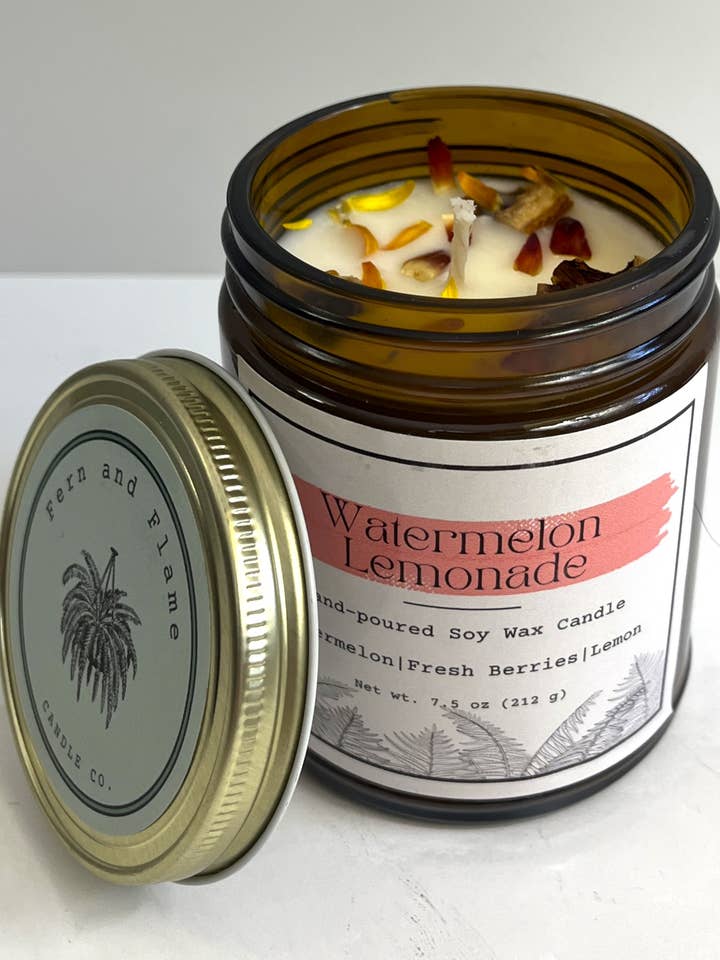 Candela di cera di soia, anguria, limonata per la vendita all'ingrosso da parte di Fern and Flame Candle Co.