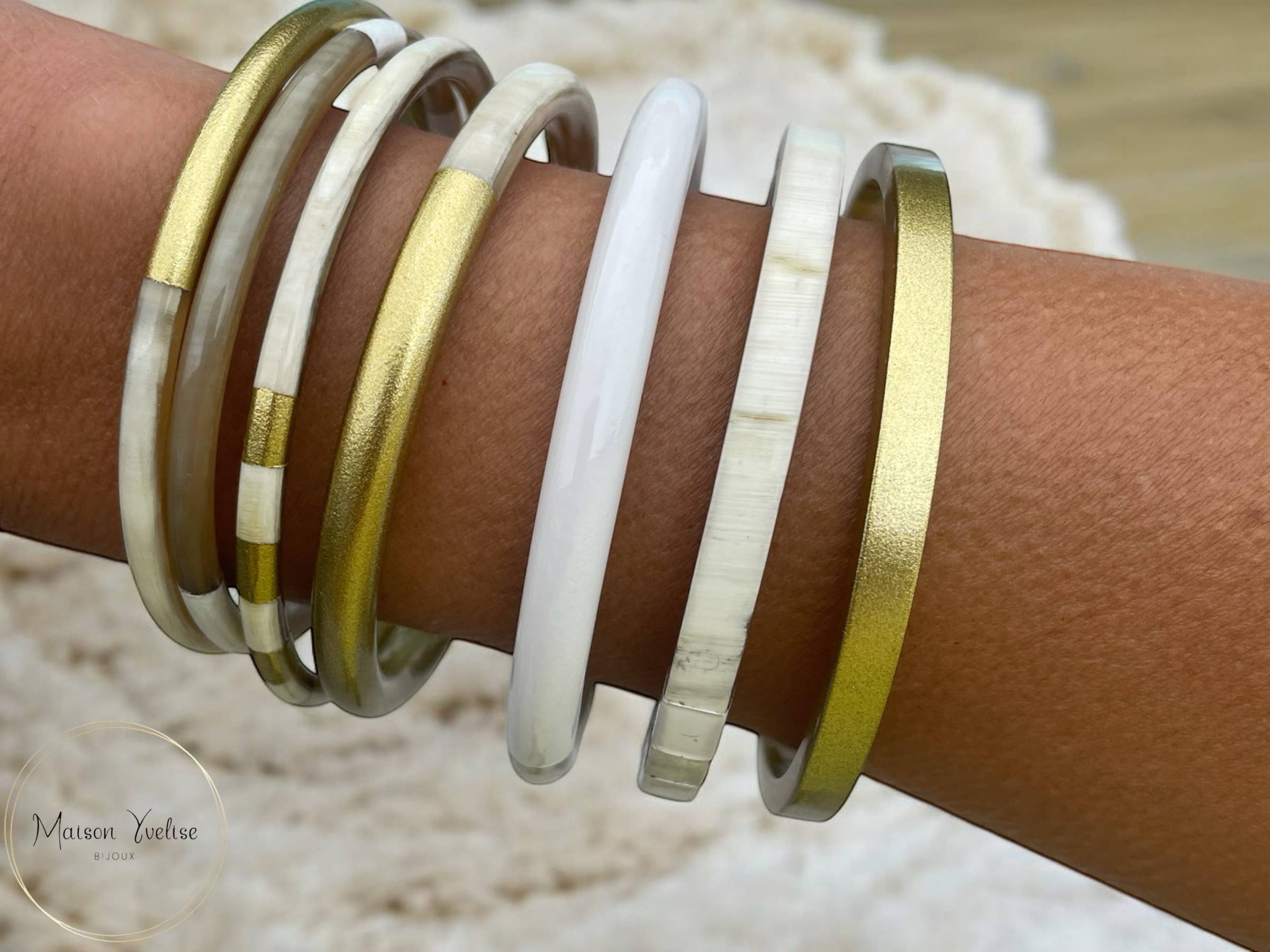 Maison Yvelise - Wholesale Bangle Bracelet - Gold buffalo horn bangles - Vietnam bracelets4