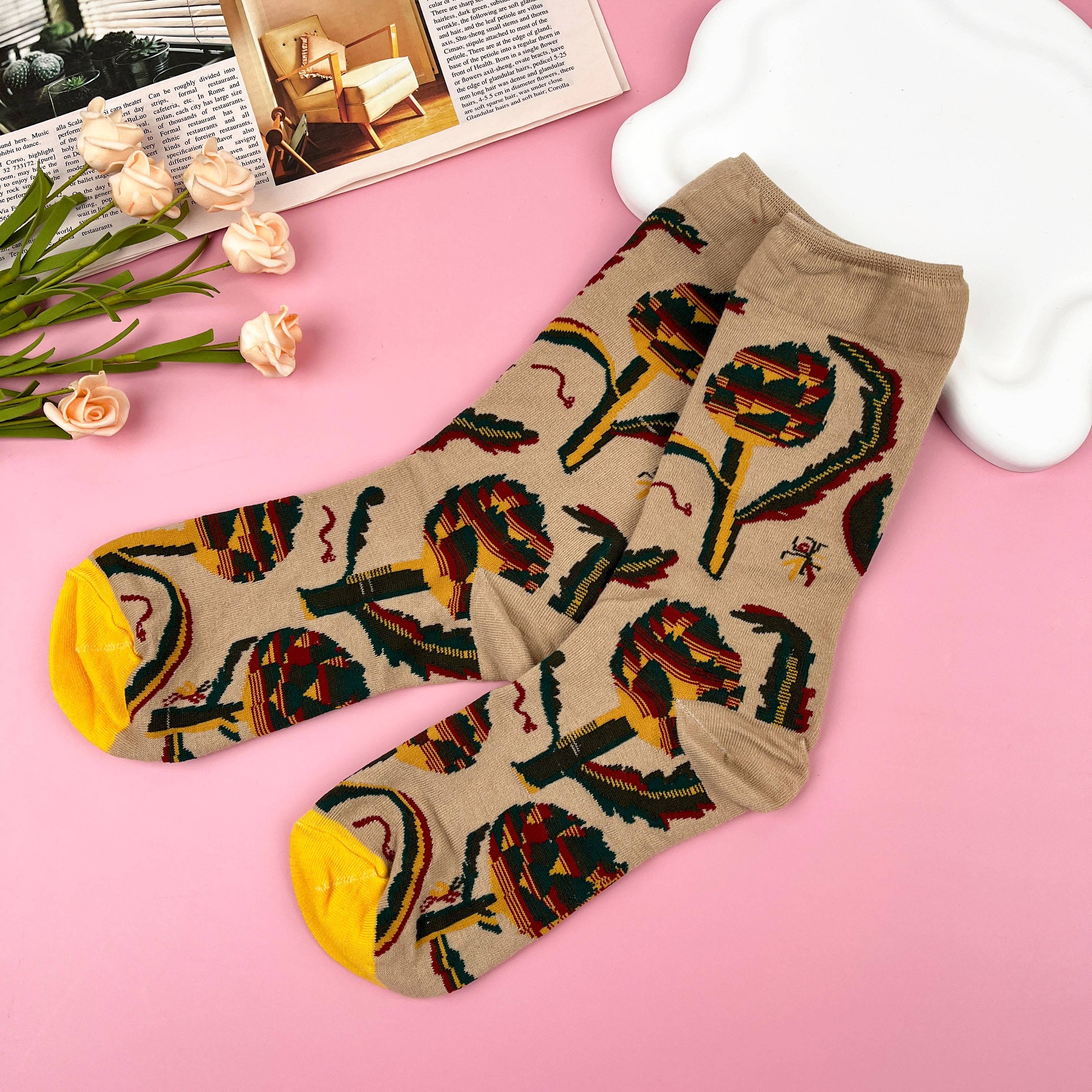 mildstyles – Großhandel Socken – Damen – Modische Vintage-Socken mit Blumenmuster in der Mitte der Wade9