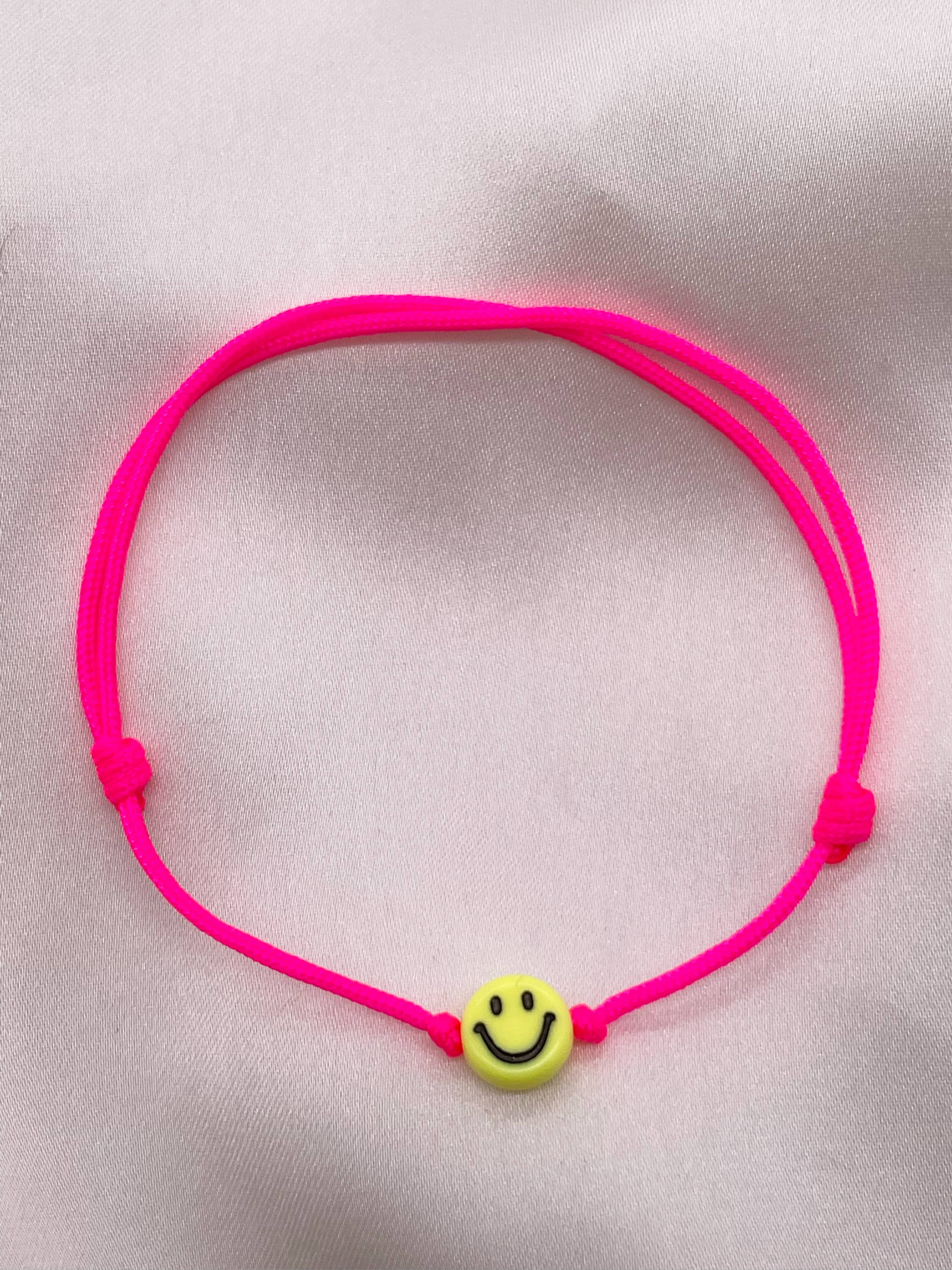 GLAM & GLORY Jewels made with love - Wholesale Woven/Braided Bracelet - Smile thong bracelet0