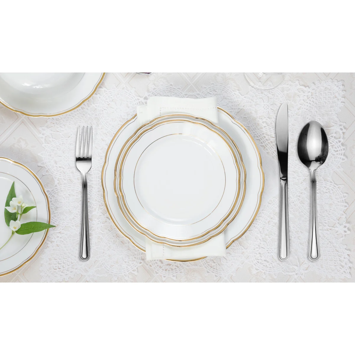 J&V TEXTILES - Wholesale Flatware Set - 40 Piece Stainless Steel Silverware Set for 811