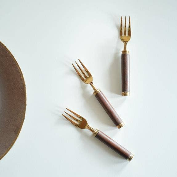 Juego de tenedores con mango de madera (Juego de 4), SKU - 71841 para venta al por mayor de India Handicrafts Inc