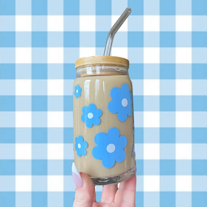 Pastelbloemen in glas voor wholesale door Little Design Collective