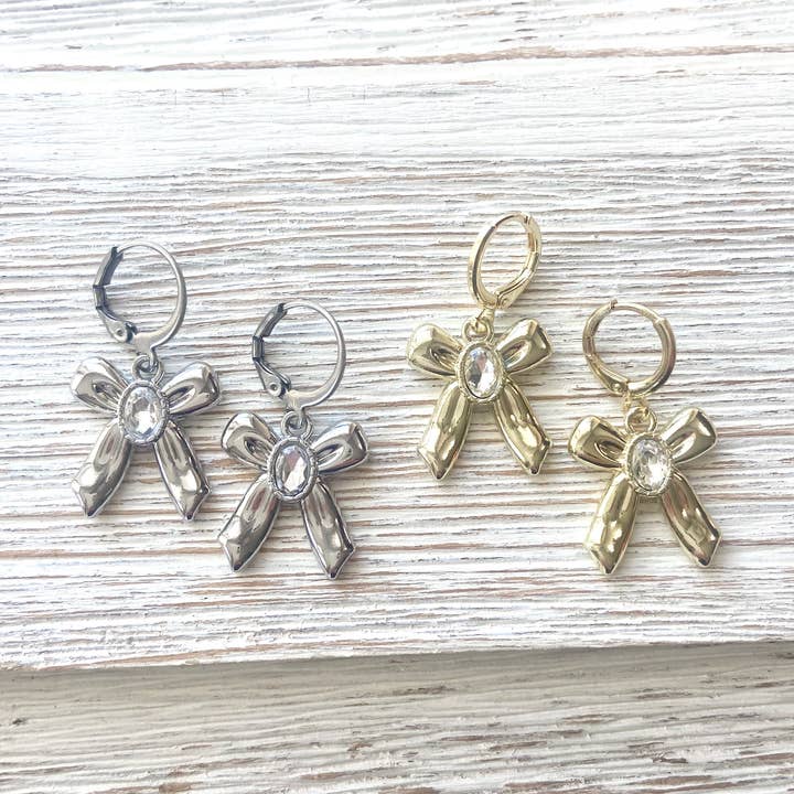 Boucles d'oreilles nœud bijoux mignons et tendance pour la vente par VB&CO Designs Handmade Jewelry