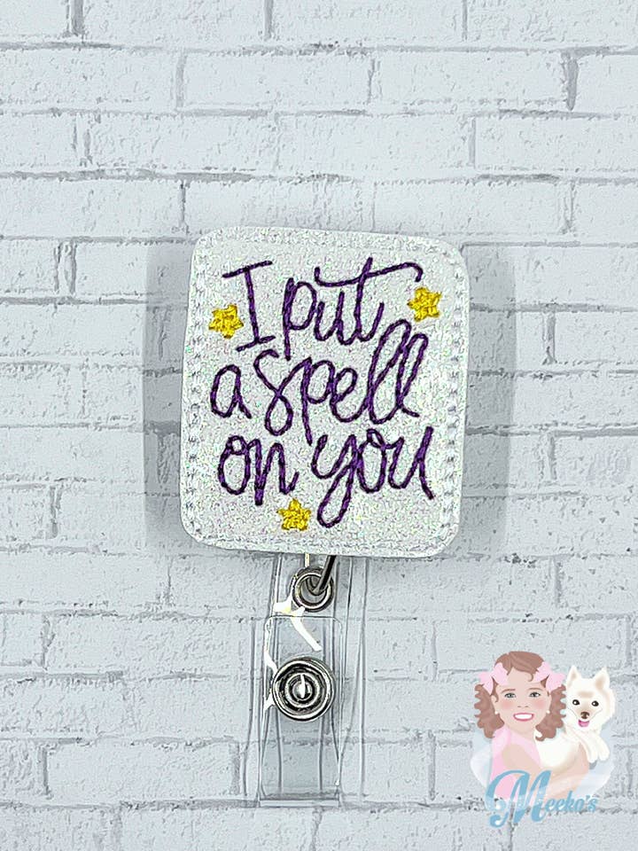 Porta bobina per badge con scritta «I Put A Spell On You» per infermiera e insegnante per la vendita all'ingrosso da parte di Meeko’s Must Haves