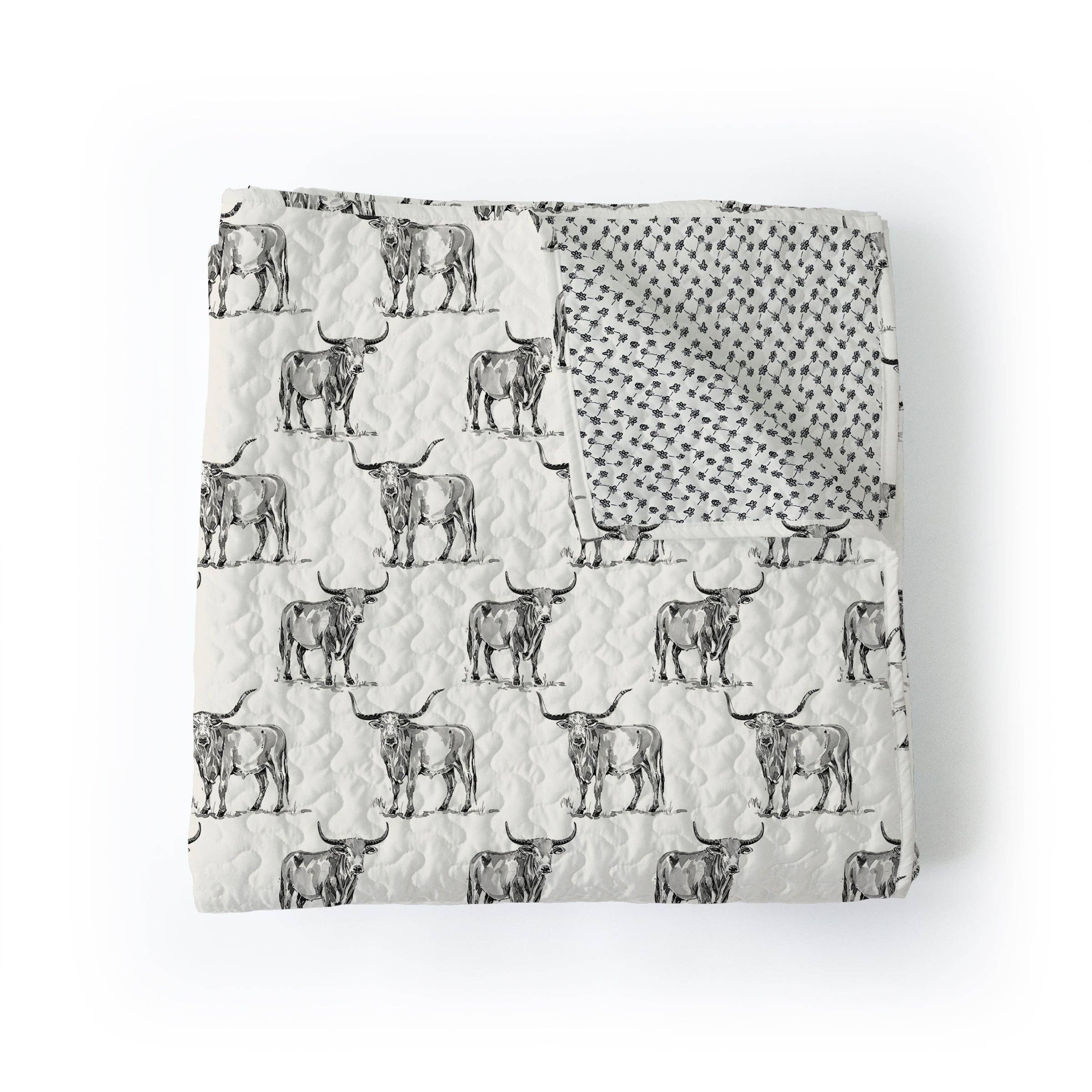 Ida Mae Home - Wholesale Quilt - Longhorn Icon Linen/Black Quilt2