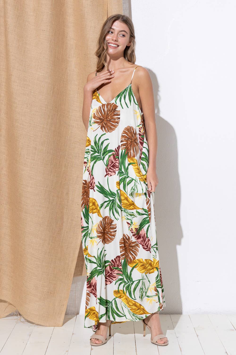 Bloidy - Wholesale Dress - Women's - Palm Leaf Tropical Floral Print Maxi Dress - C967622