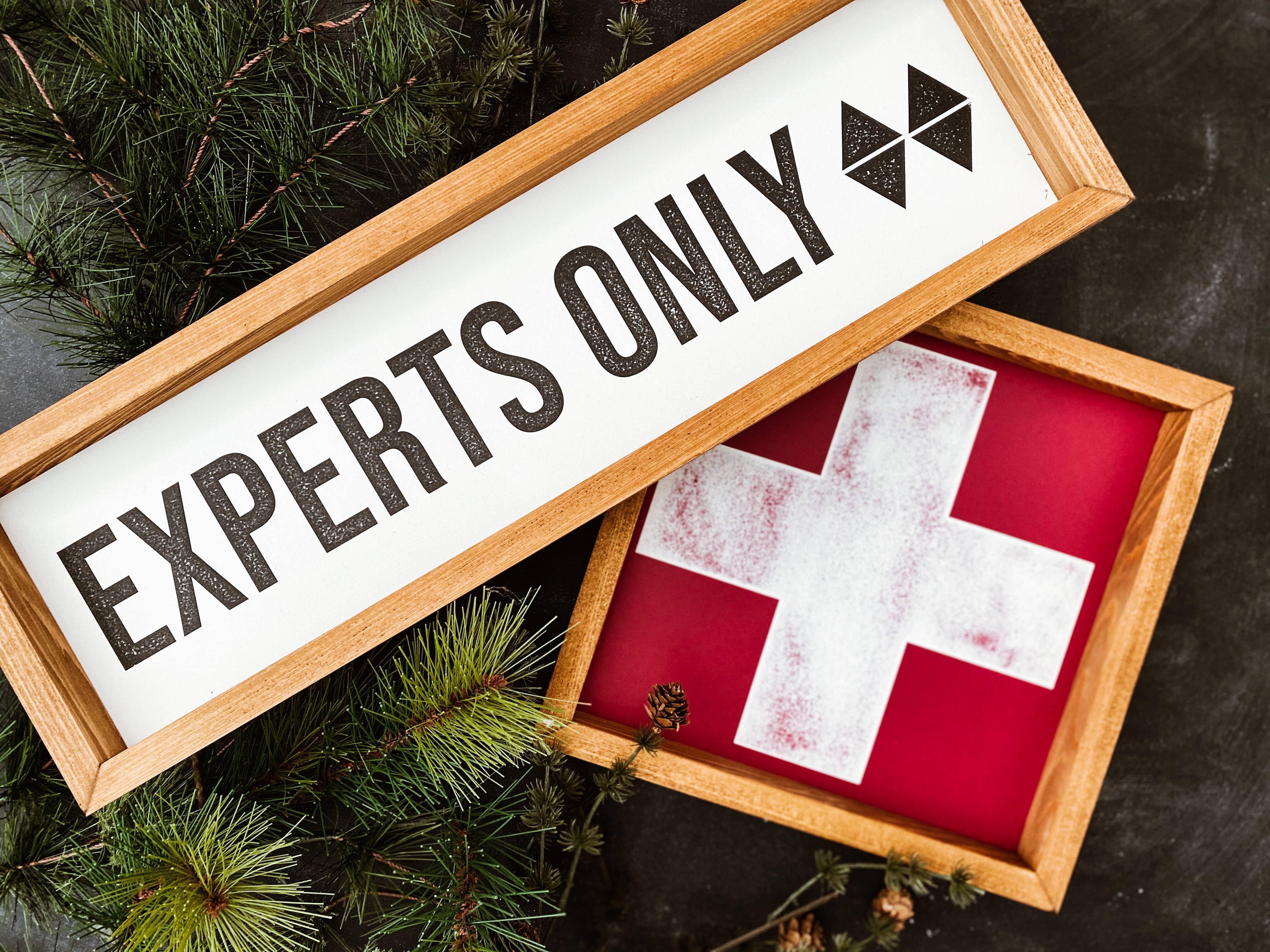 Southern Mesa Trading Co. - Wholesale Sign - Swiss Cross Wood Wall Art 8