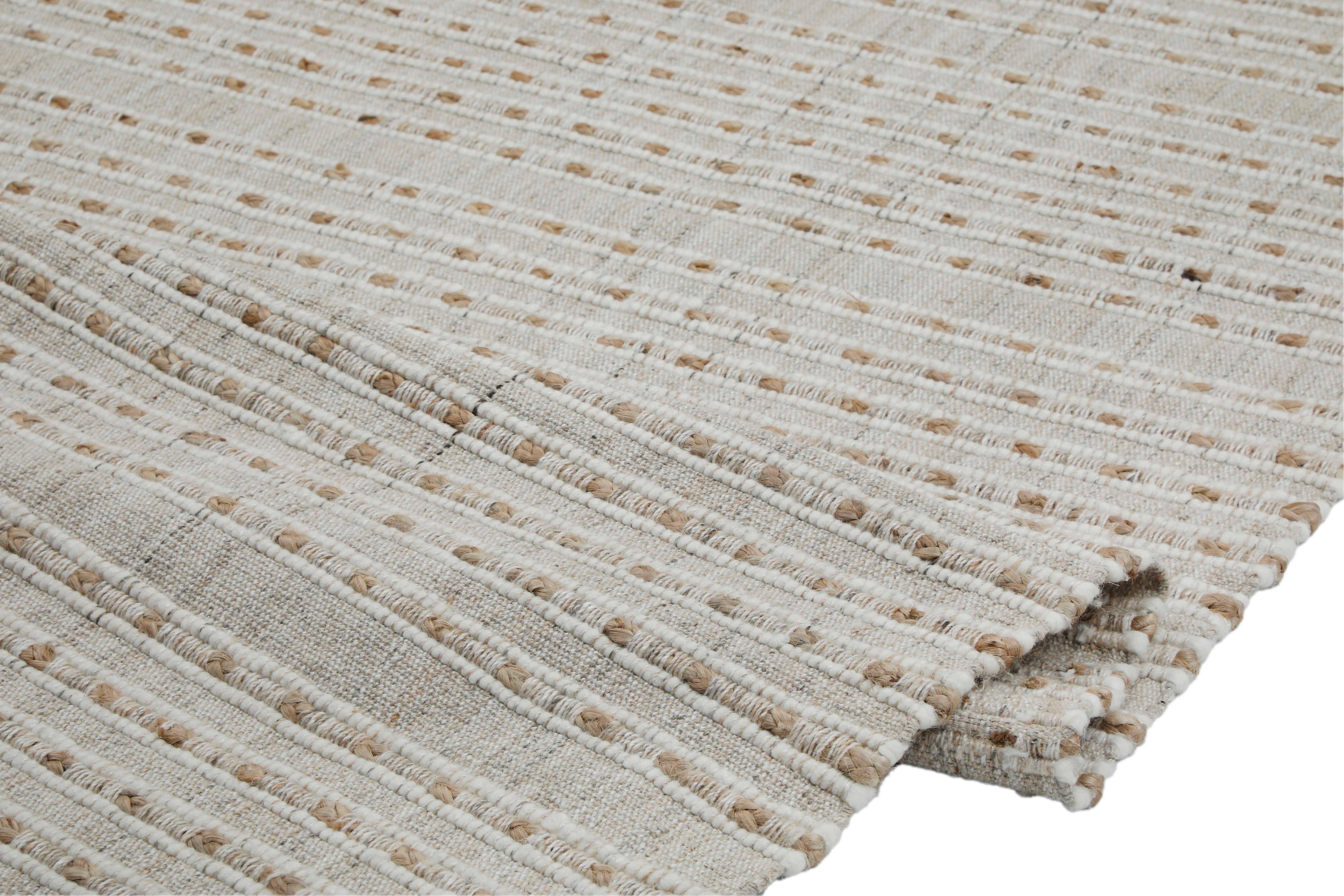 Sona Ivory Area Rug for wholesale on Faire5