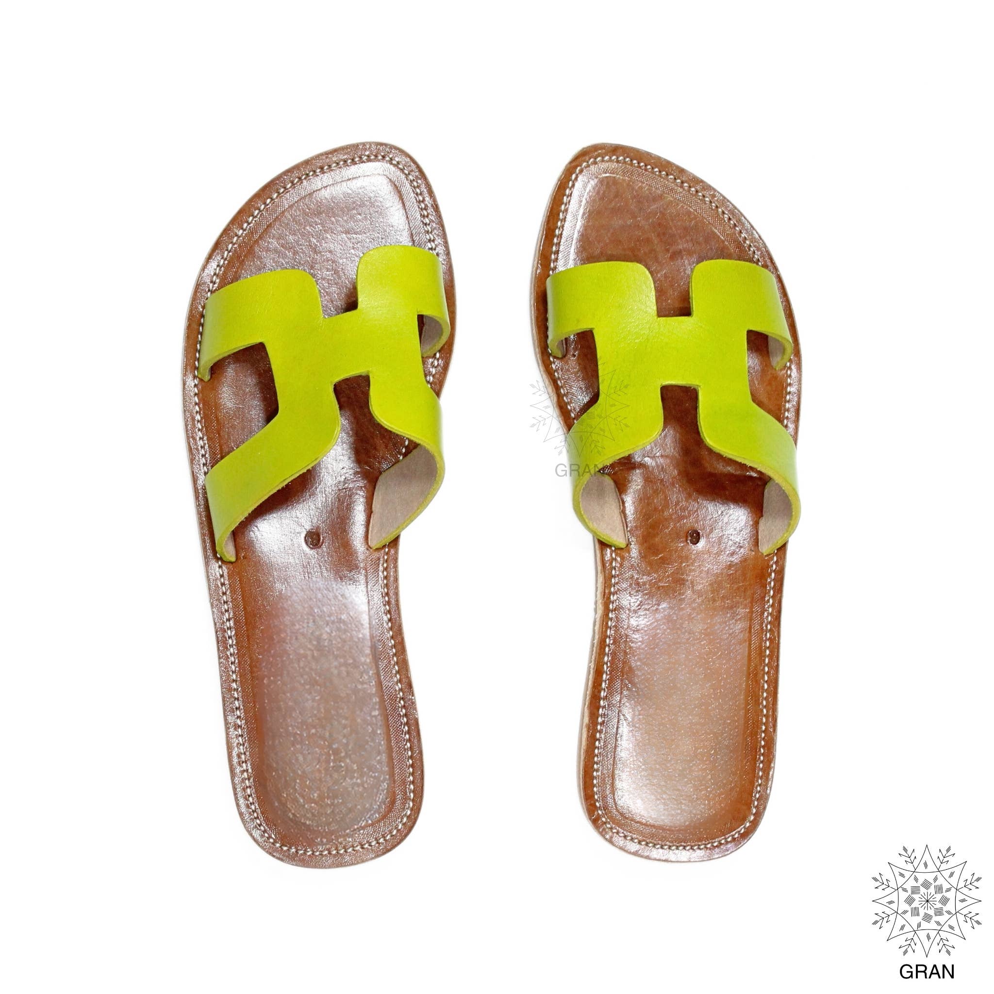 Gran Wholesale - Wholesale Sandals - Women's - White Leather Sandals, Comfortable Summer Slides, Footwear.7