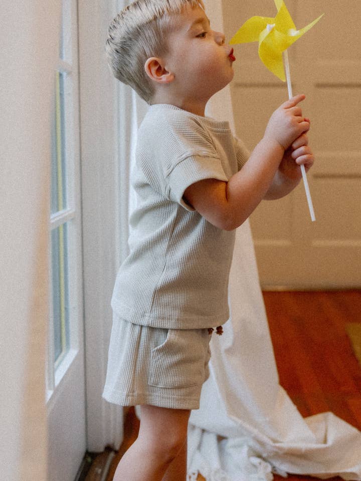 Winnie + Crew - Wholesale Top & Short Set - Kids - Oakley Waffle Set in Light Grey
