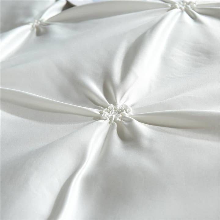 White Luxury Bedding Set for wholesale on Faire
