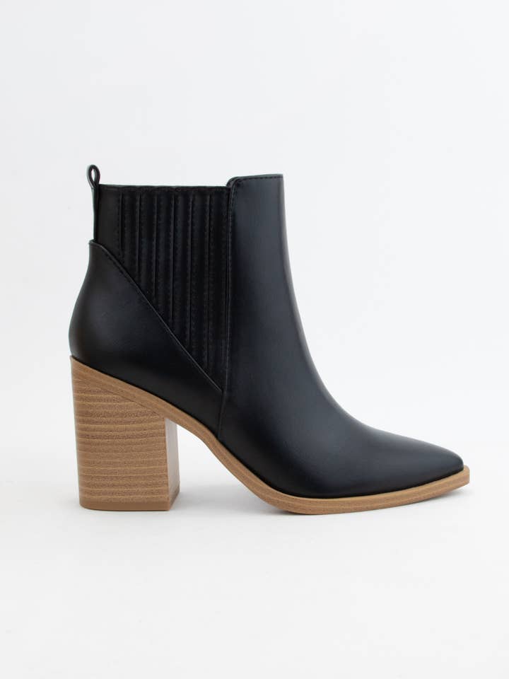 CCOCCI - Vendita all'ingrosso Stivaletti - Donna - Stivaletti Chelsea con tacco a blocco e punta appuntita6