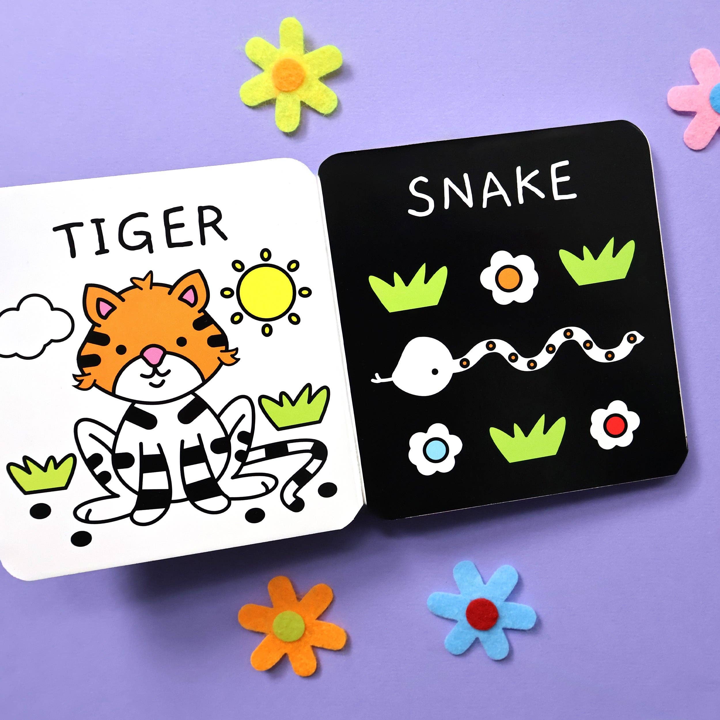 Robert Frederick Ltd – wholesale Baby and toddler book (0–2) – Animals - Children's Black & White Rattle Book4