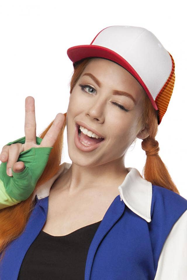 Röd/Vit huva för wholesale på Faire1