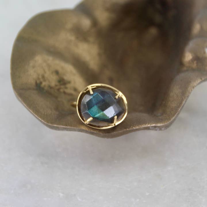 Jupiter’s Muse Labradorite Statement Ring for wholesale by Veluna