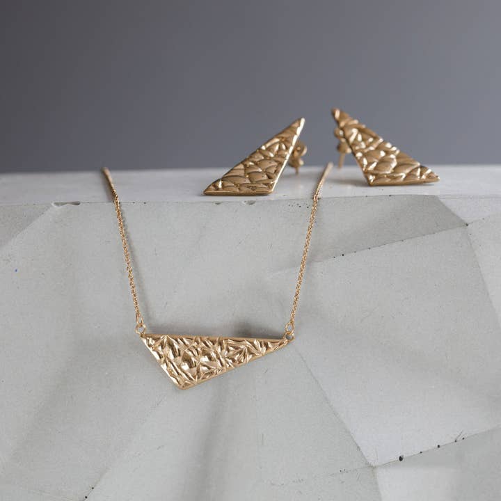 Softy Collection Dourado Pequeno Angular Texturado por atacado de BOO jewellery