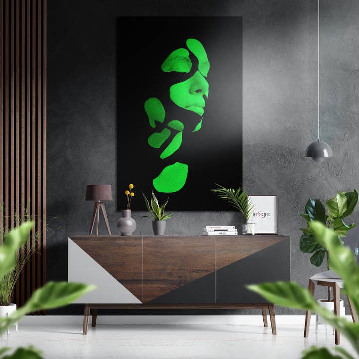 Kvinna i bitar borstad aluminium Dibond väggkonst för wholesale av Insigne