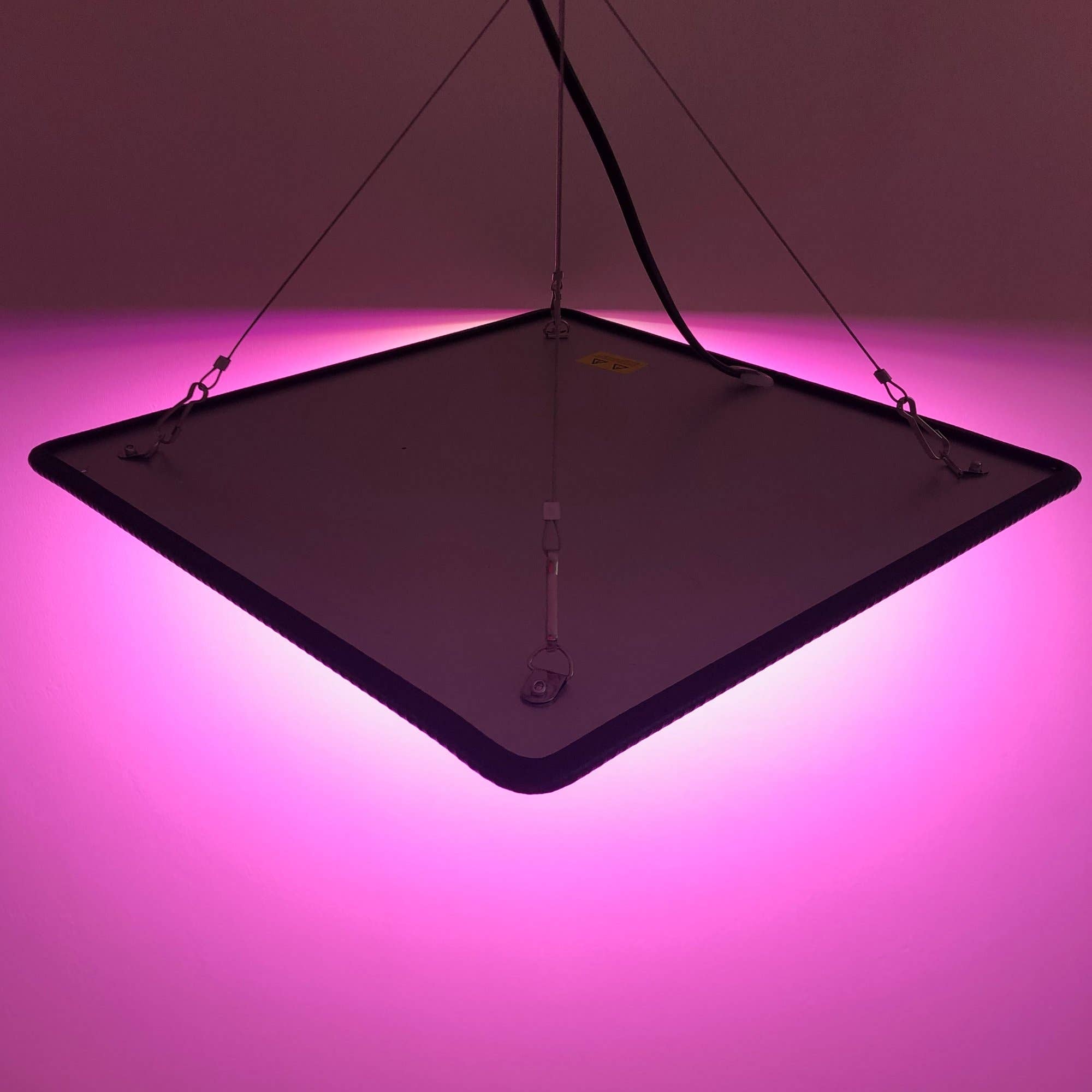a sunny day - Wholesale Chandelier/Hanging Light - LED full spectrum grow lamp - 30x30 cm6