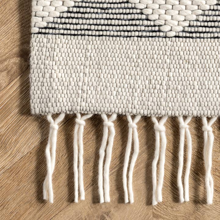 Grey Fractal Diamond Wool Area Rug for wholesale on Faire