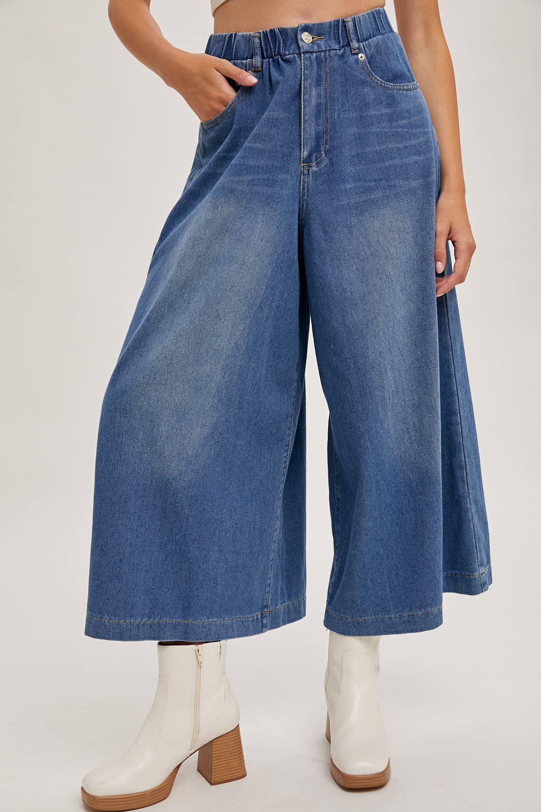 Bluivy – calças de ganga - Mulher por atacado – JEANS JEANS COM PERNAS LARGAS10