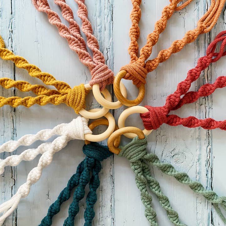 The Left Hookery – wholesale DIY craft kit – Macramé Hanger Kit5