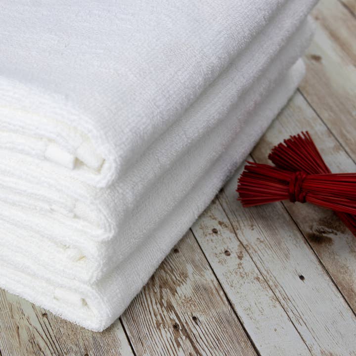 Royal Europe Textile SL - Wholesale Bath Towel - 10 plain towels, 100% cotton, conventional terry, 450 gsm