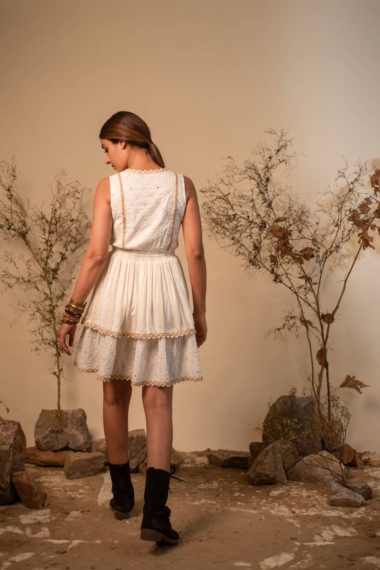 Label Reyya - Wholesale Jurk - Dames - Donkerblauwe mouwloze kruisjurk1