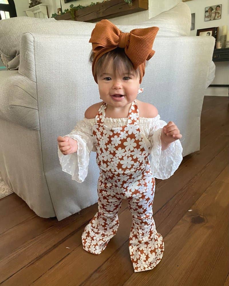 Bailey's Blossoms – wholesale Byxdress - Baby – Andi jumpsuit med veckade utsvängda ben - Flower Child6