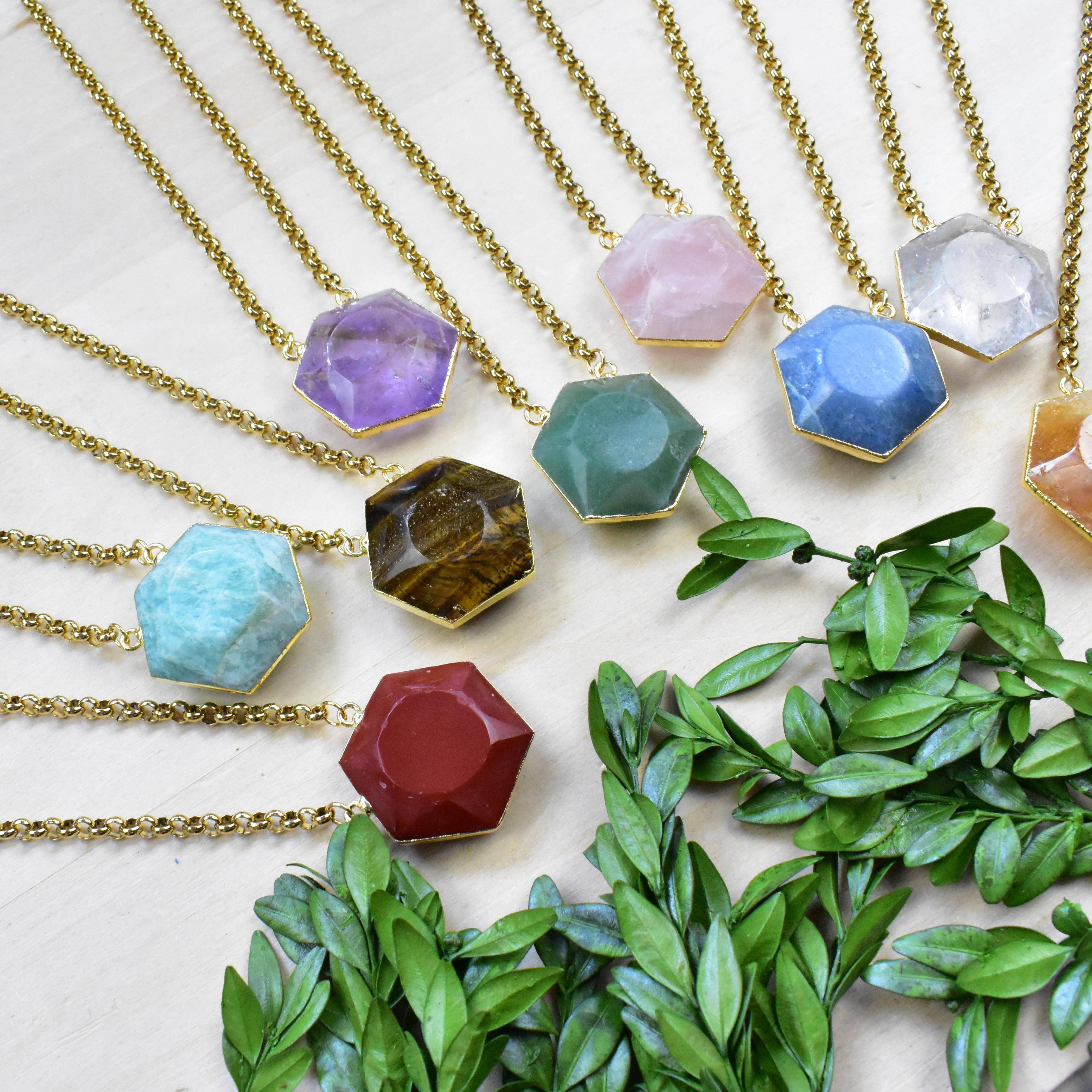 Ewelina Pas Jewelry - Wholesale Halskettinghanger - Astris/// Gouden edelsteen zeshoekketting8