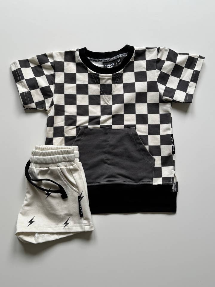 Smiley Daze - Wholesale T-Shirt - Kids - CHECKERED COLOR BLOCK • TOP4