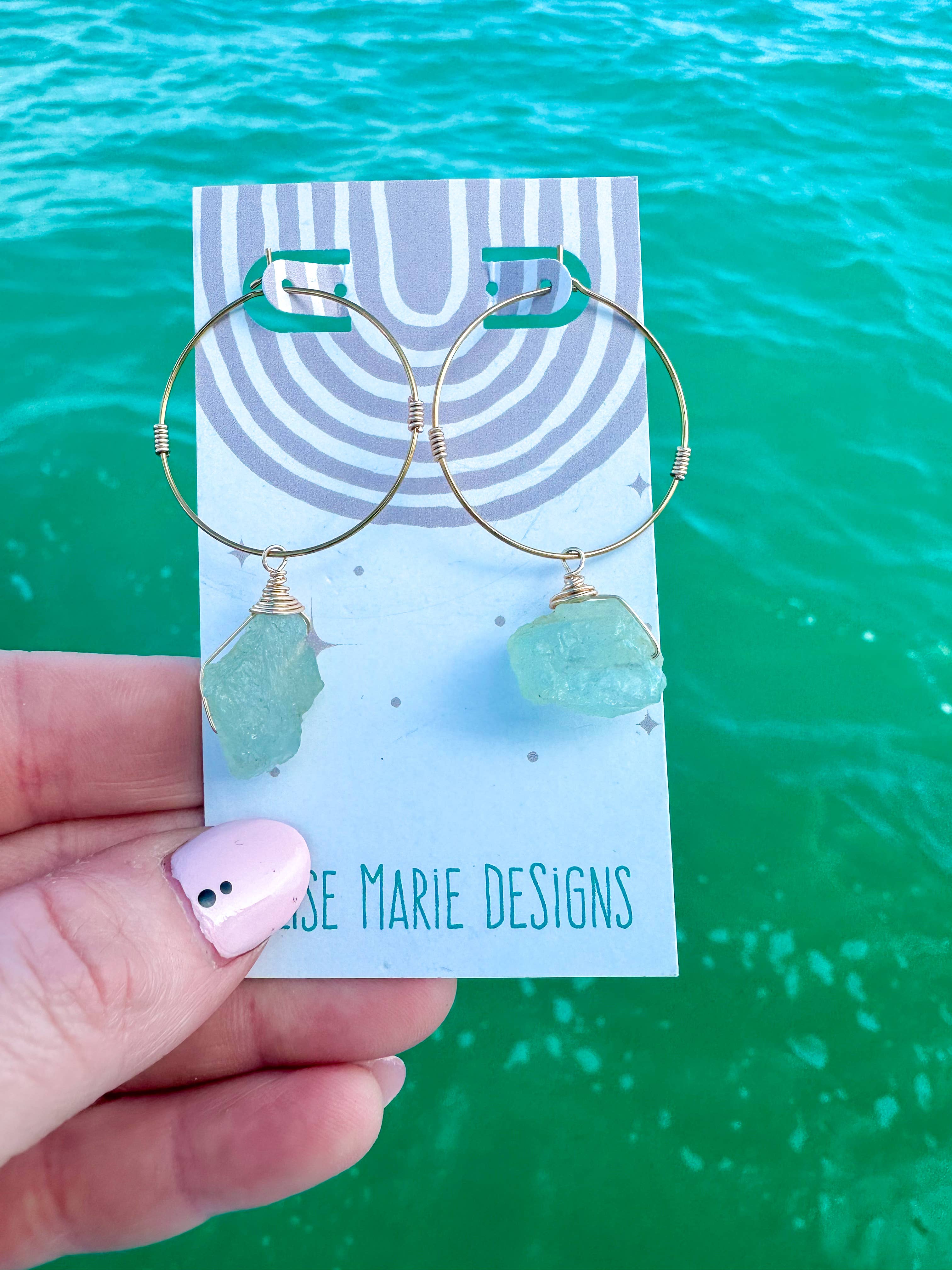 Elise Marie DeSigns - Wholesale Hangende/ronde oorbellen - Oorring van onbewerkt steen | Boho-oorringen van onbewerkt kristalsteen3