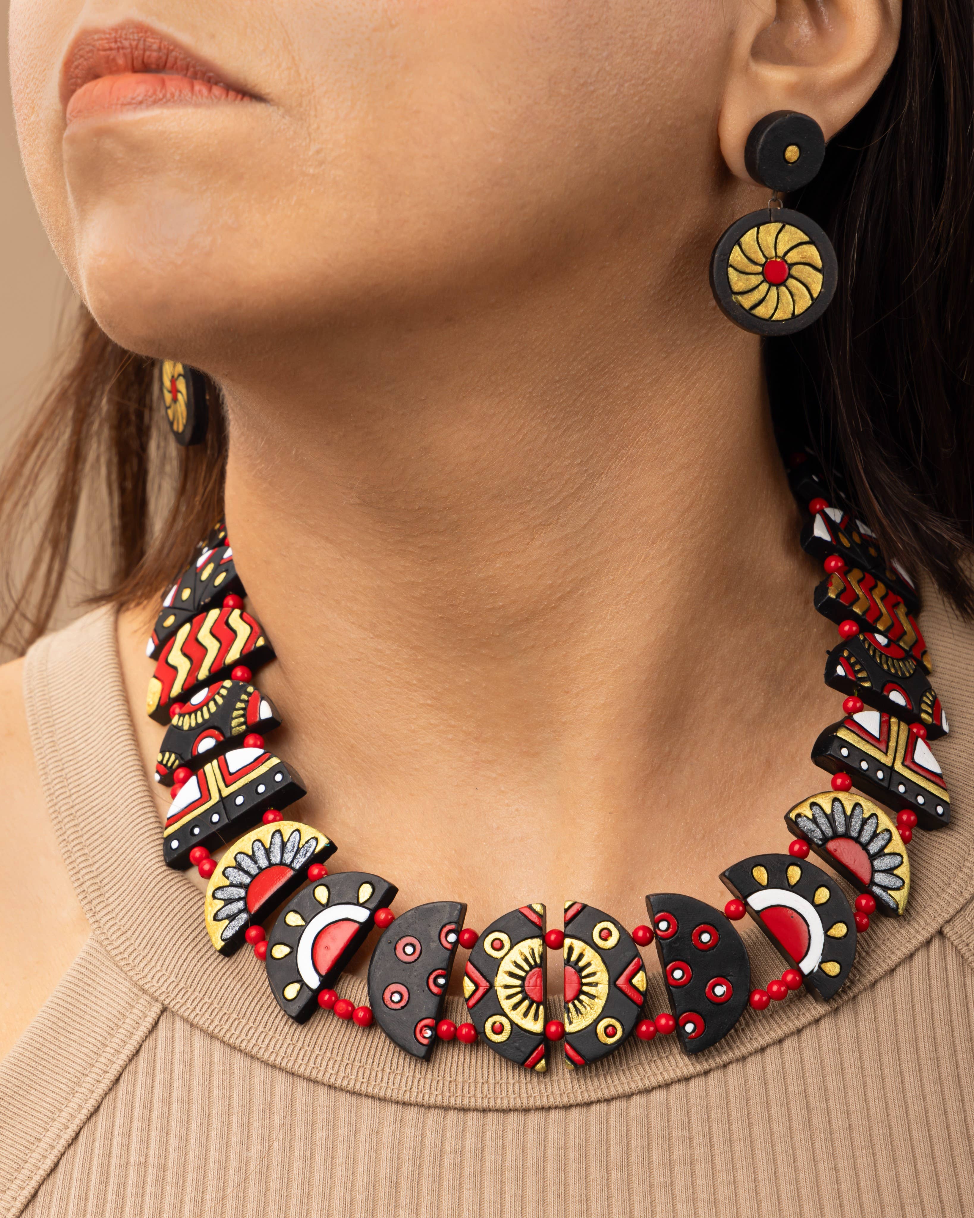 House of Kraft Jewelry & Accessories – wholesale Jewellery set – Celestial Jewelry Set | Clay Jewelry | Half Moon Jewelry2