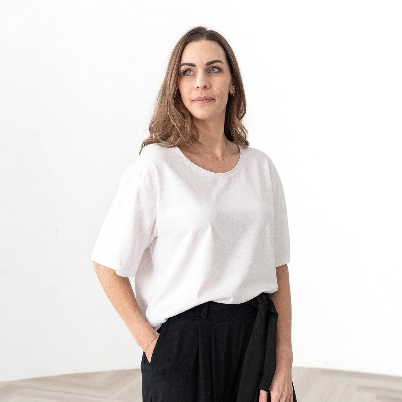 Encircled - Wholesale T-Shirt - Women's - The Everyday Boxy Tee30