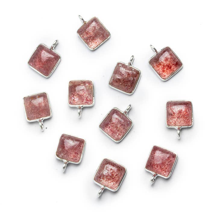 8 mm Silber eingefasster Erdbeerquarz quadratischer Anhänger 1 Perle für den Großhandel von The Bead Traders