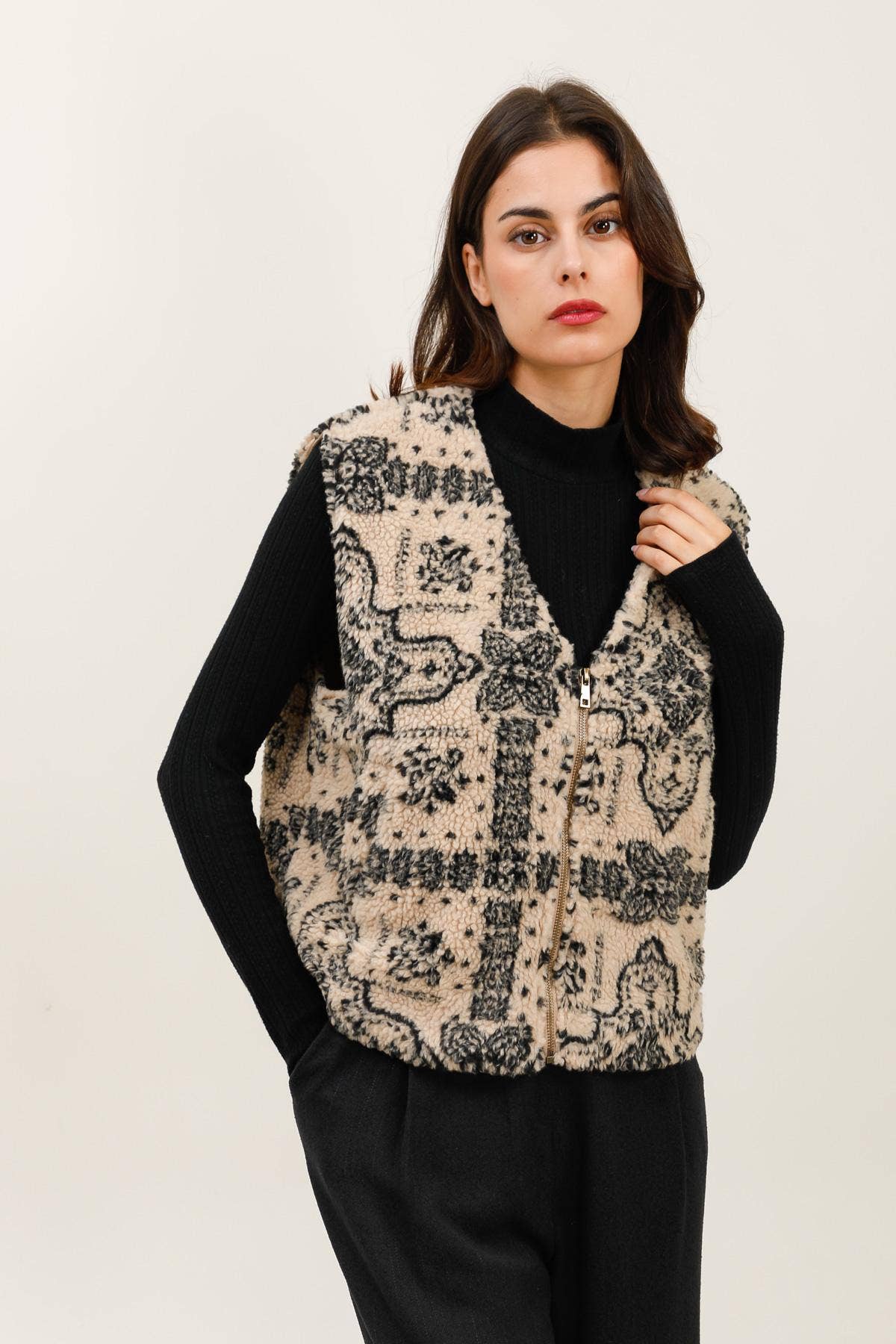 Daphnea - Wholesale Jacket - Women's - 32052 TWEED JACKET0