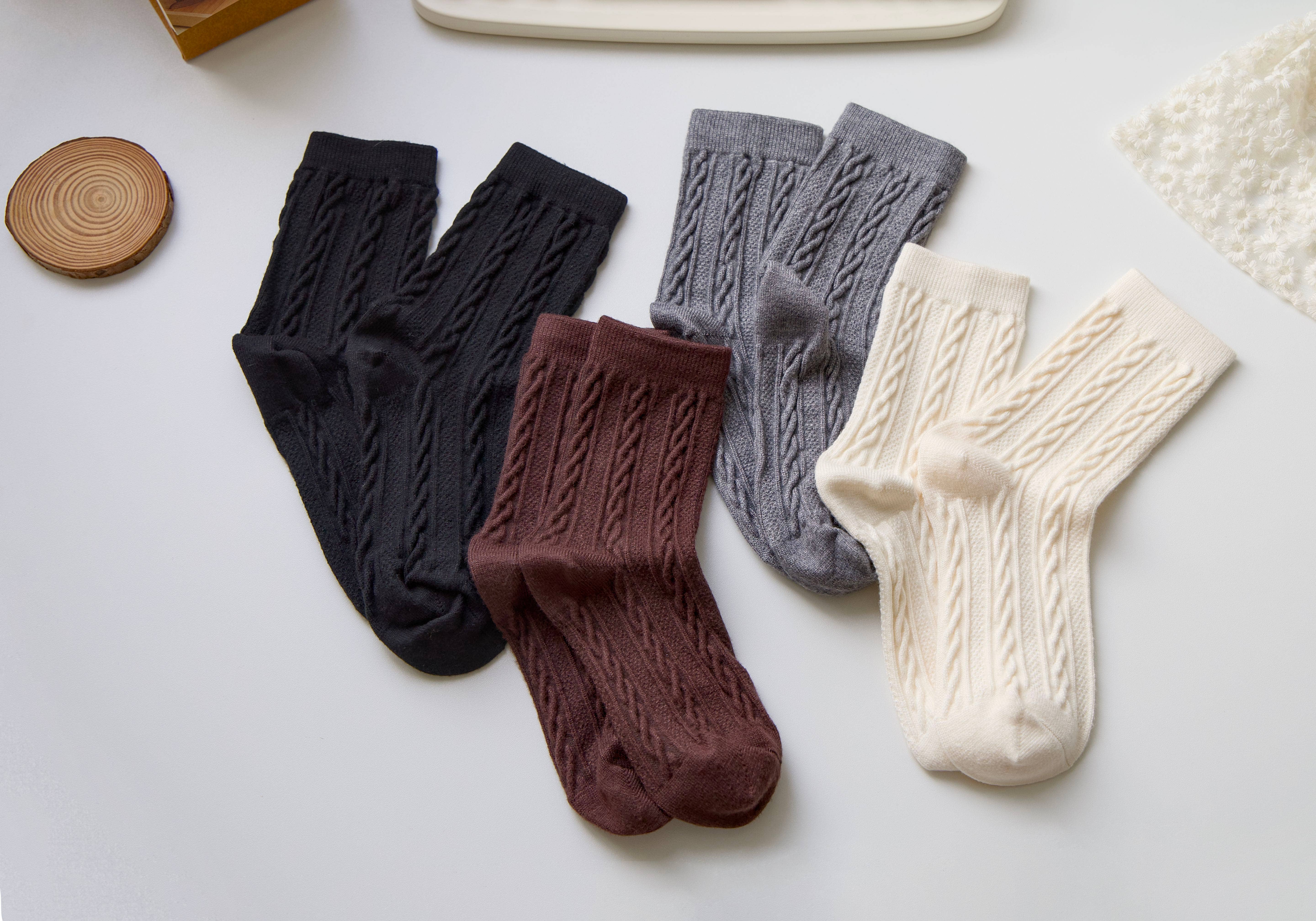 Happy Knits - Venta al por mayor Calcetines - Mujer - Calcetines retro Warm Twist - Calcetines de lana tejidos de color sólido13