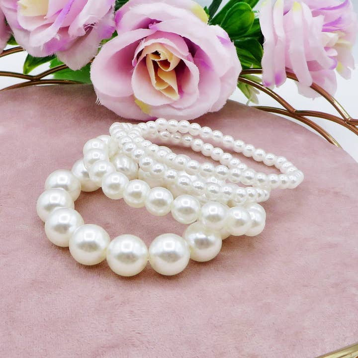PEARLS DEGRADE' - set Bracciali in perle elasticicizzati for wholesale by Daemon srls