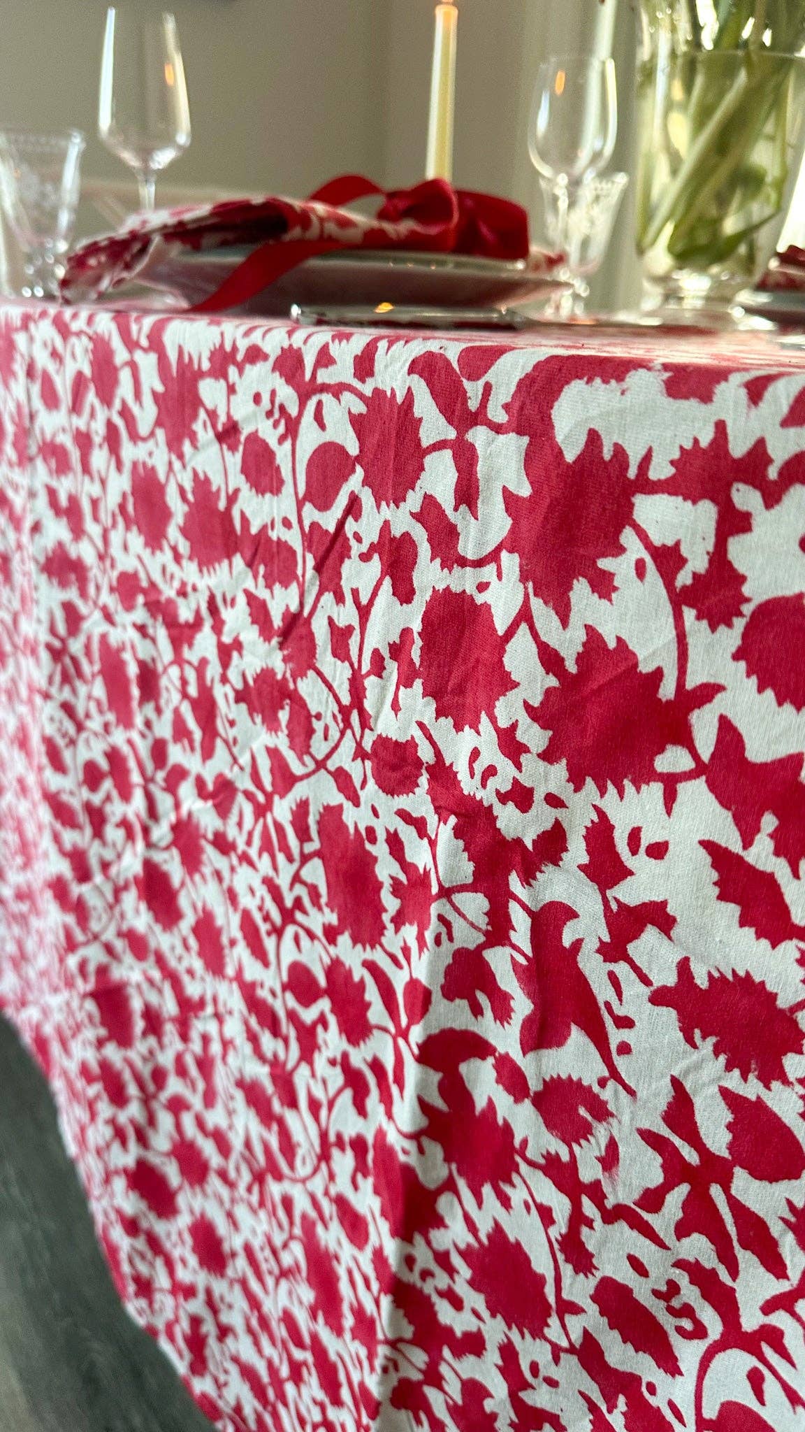 Sara Khatib Design - Vendita all'ingrosso Tovaglie - TOVAGLIA FIORI DI MIRTILLO LUMINOSI5