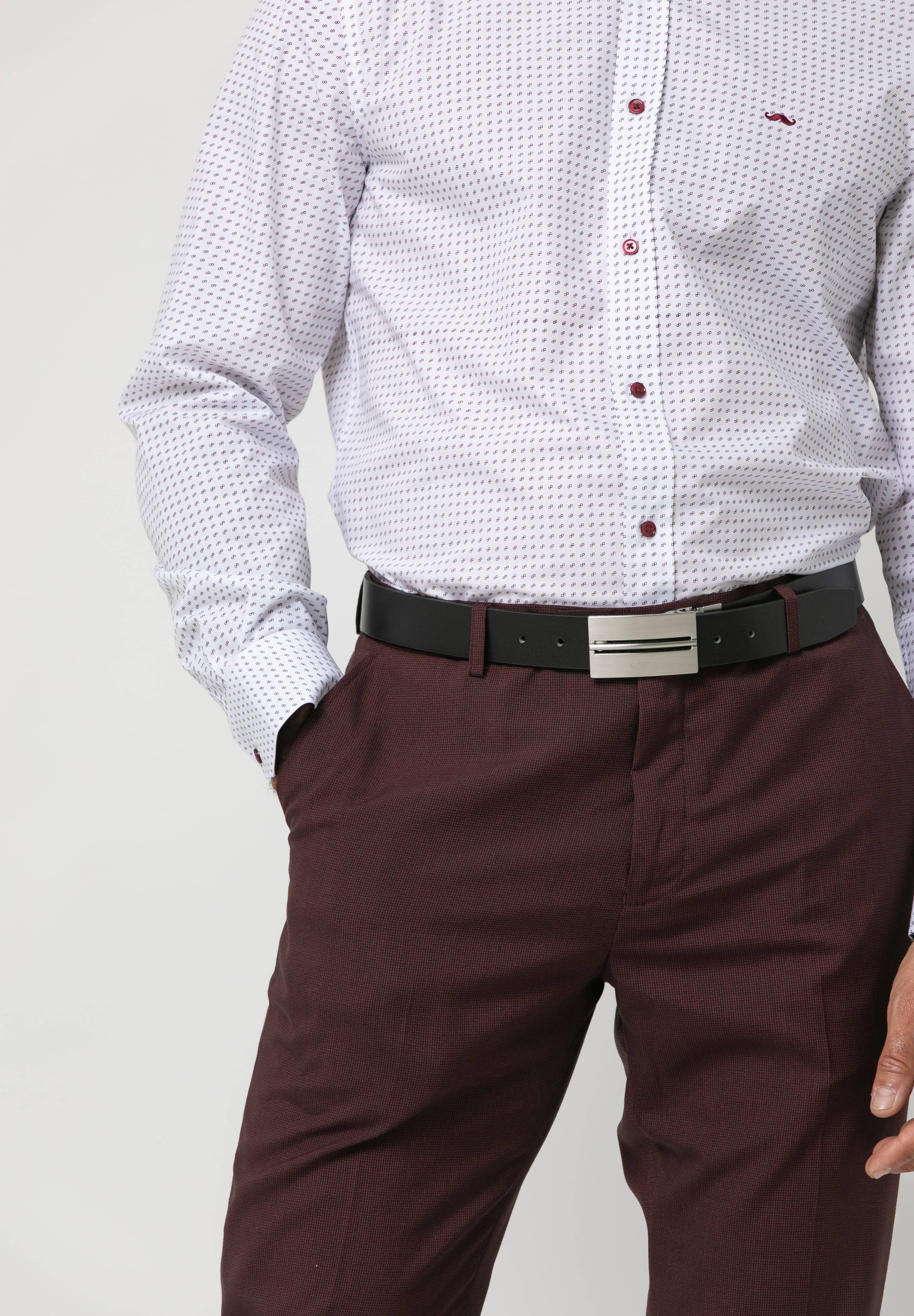 Rojo- Granate Traje Slim Fit Falso Liso con Solapa Pico y Plastrón Rojo granate – Modelo Halo de venta al por mayor en Faire4