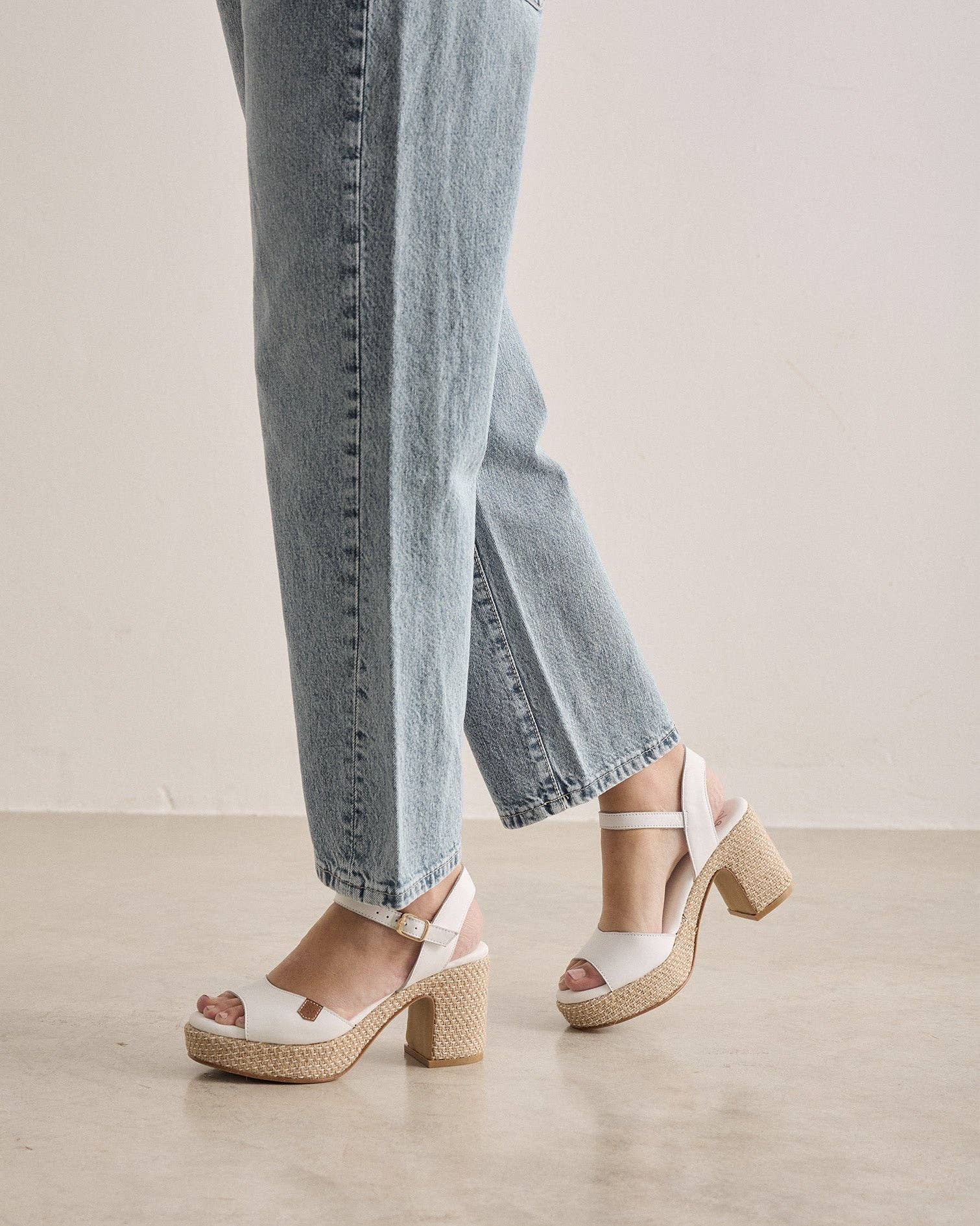 POPA - Wholesale Sandals - Women's - Daira White Leather Sandal5