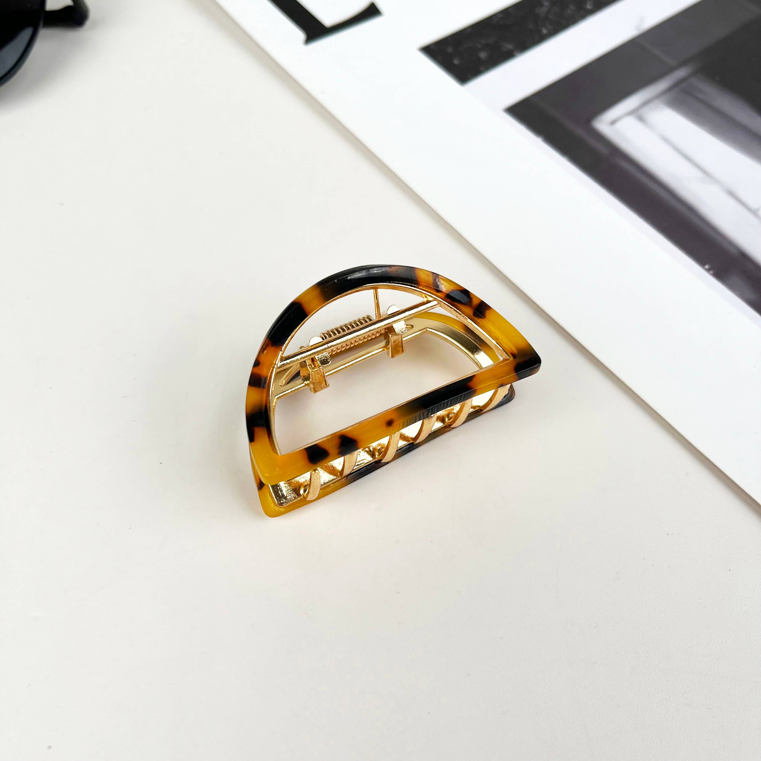 mildstyles - Wholesale Hair Clip - Women's - Half round alloy hair claw clip0