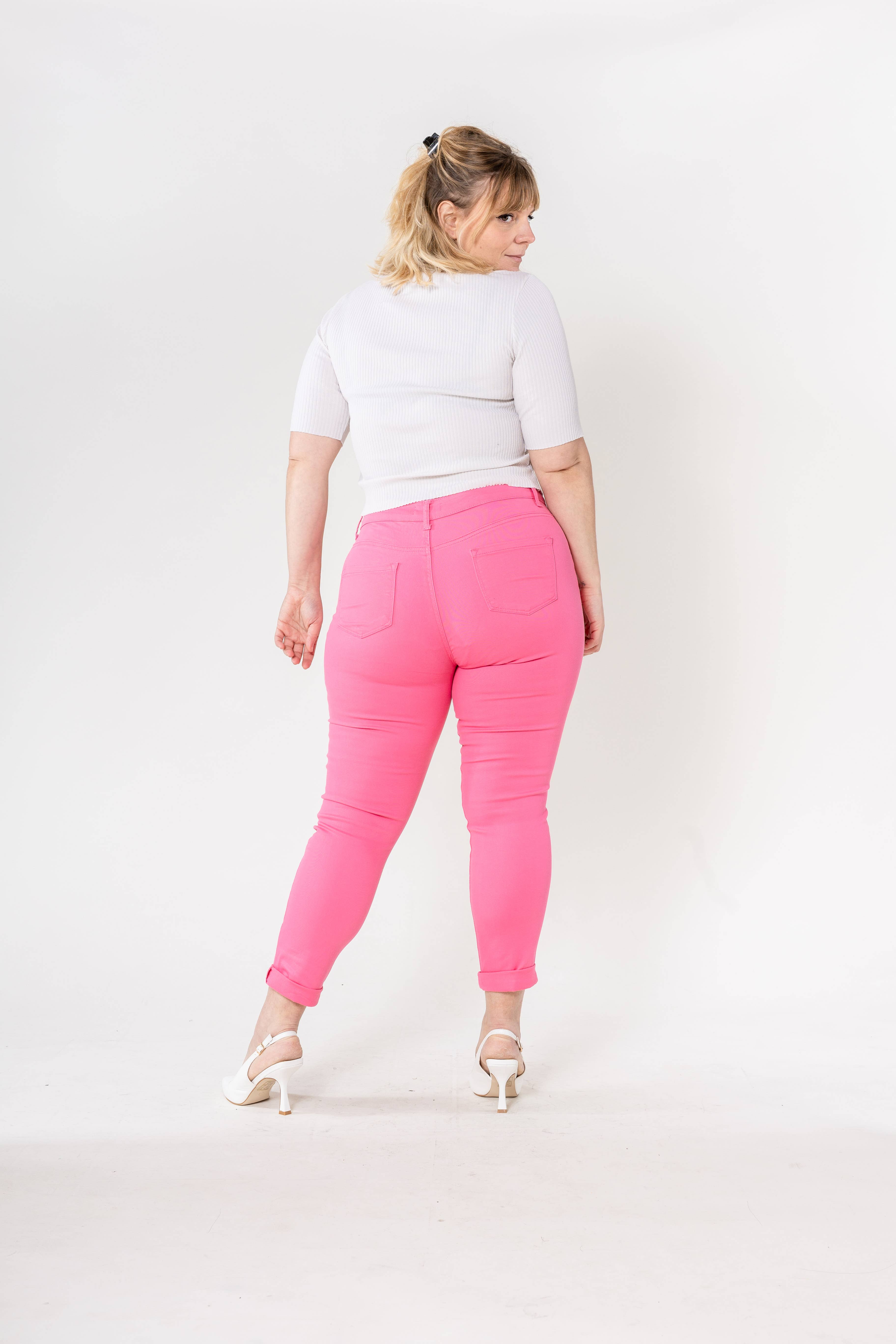 Nina Carter – Calças - Mulher por atacado – Tamanho Plus Curve Plus Tamanho Voltar ao Pescoço P19947