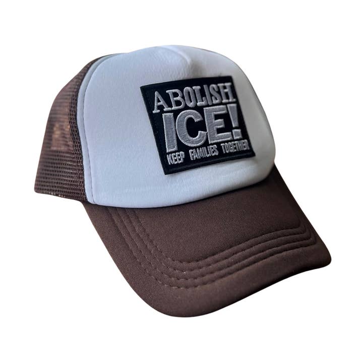 ABOLISH ICE Petten Zwarte en Bruine Trucker Petten voor wholesale door North Ferry Hats