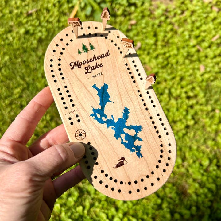 Cast & Carve - Wholesale Board Game - Lake Mini Travel Cribbage Set with Custom Pegs3