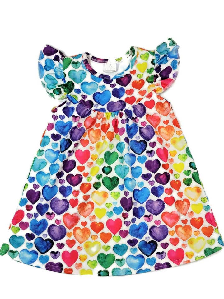Jeg elsker akvarelhjerter mælkesilke flagrende kjole for engroshandel hos Great Lakes Kids Apparel