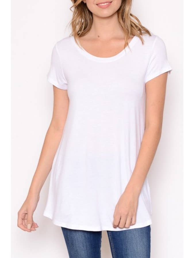 Chris & Carol Apparel – Engroshandel T-shirt – til kvinder – J413145T - Perfekt Solid Basic Tee31