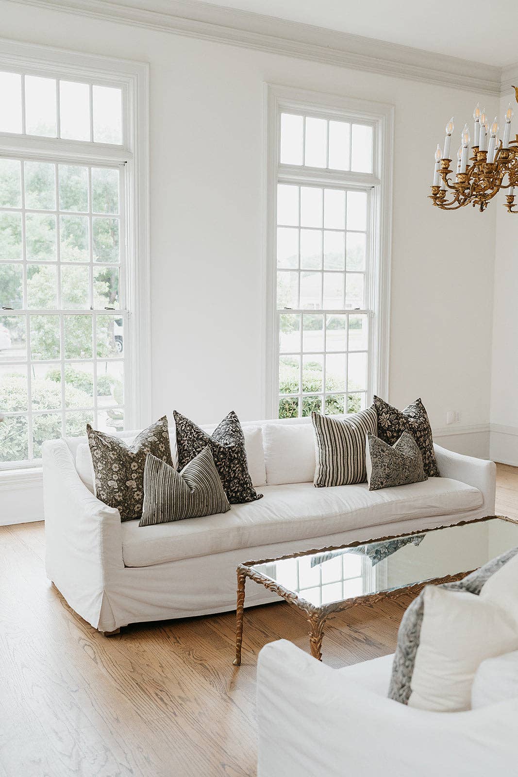 RuffledThread - Wholesale Throw Pillow Cover - Dejo- Indian Hand Block linen Lumbar pillow  cover5